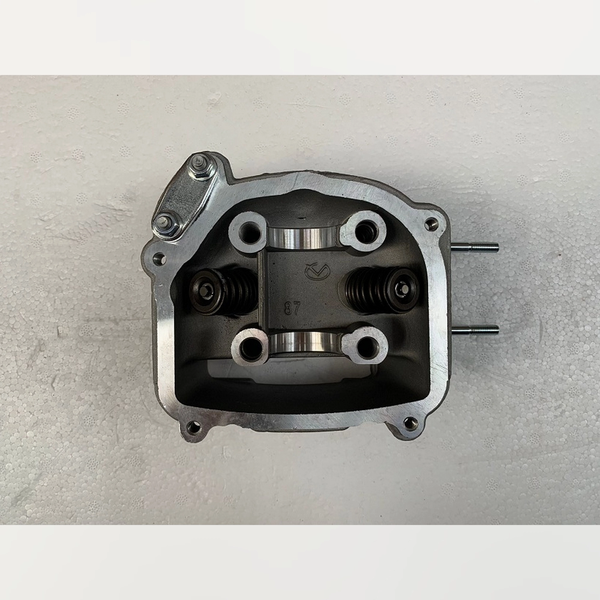 ARORA FREEDOM 125 SİLİNDİR ÜST KAPAĞI (GY-6) #FREEDOM 125 -085